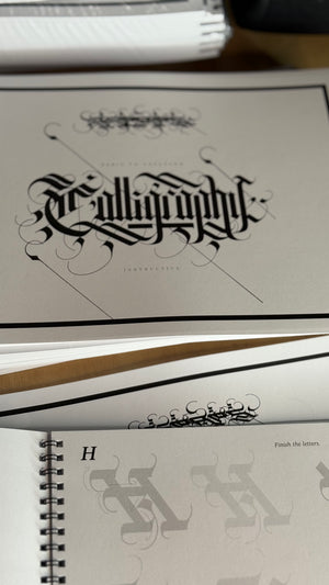 PHYSICAL BOOK(Basic to Advanced Calligraphy Book)English,Español,Italiano